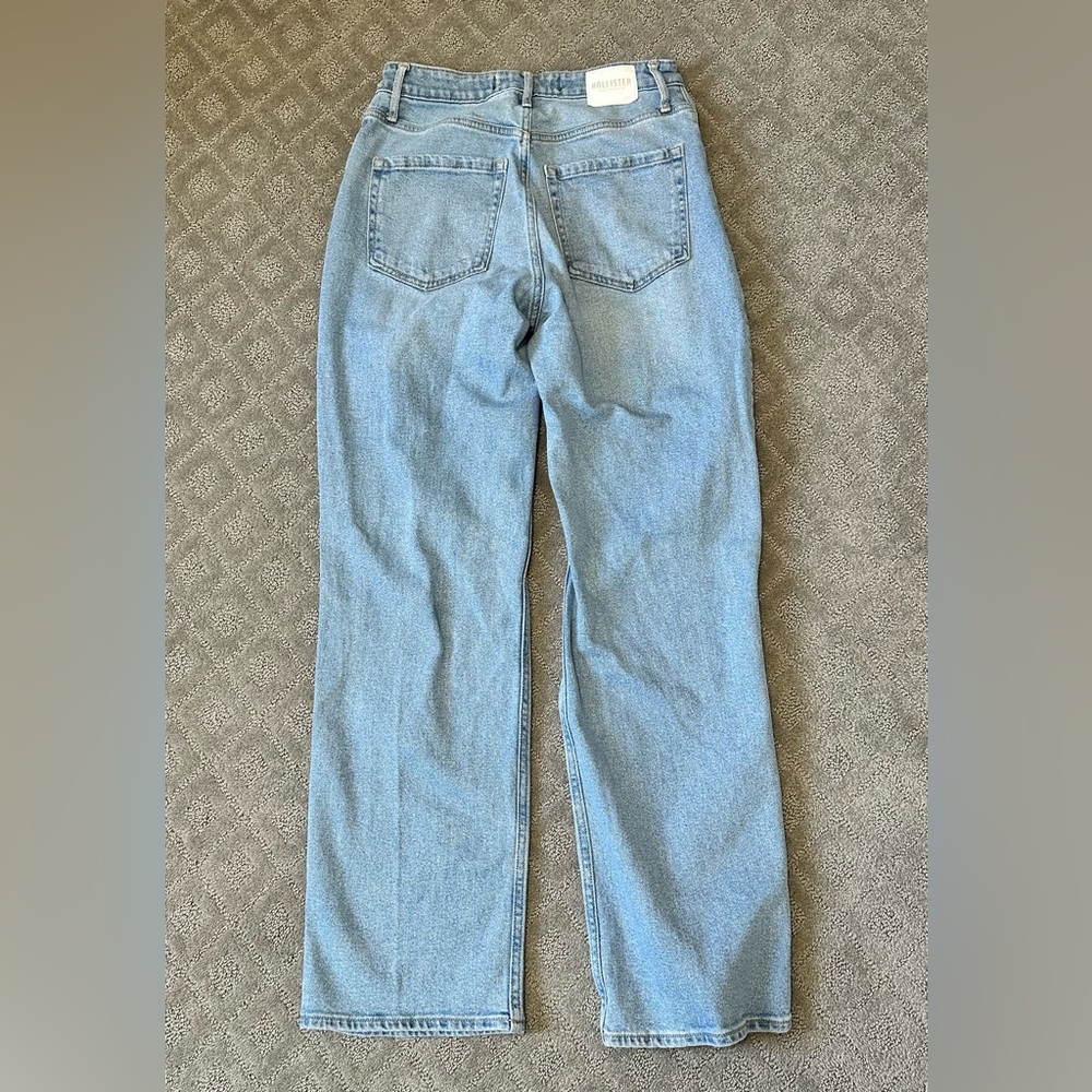 Hollister Light Blue Straight-Leg Distressed Jeans - Picture 2 of 3